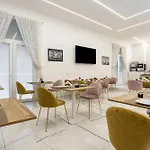 Hotiday Collection - Sant'arcangelo Naples
